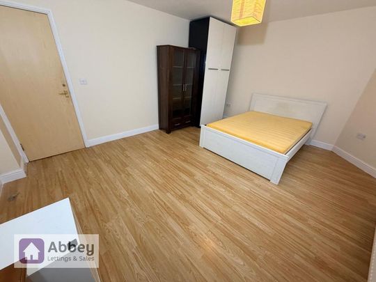 1 bedroom ground floor flat to rent - Photo 1