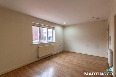 Studio to rent - Photo 2