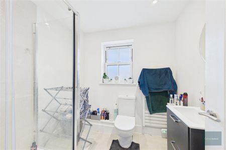 Castle Street, Trowbridge, Wiltshire, BA14 - Photo 4