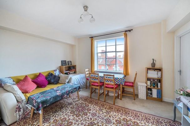 1 bedroom flat to rent - Photo 1