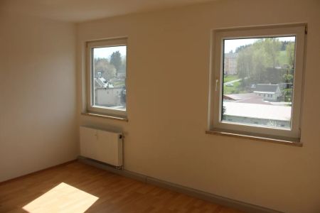 Ruhige Dachgeschoßwohnung mit optionaler Einbauküche - Foto 4