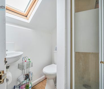 8 bedroom house to rent - Photo 2