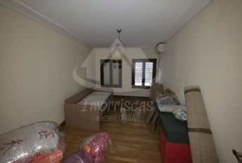 Apartamento T4 em Lisboa