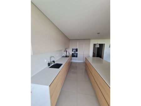 3 room luxury Apartment for rent in Parque de Quires, Maia, Distrito do Porto - Photo 5