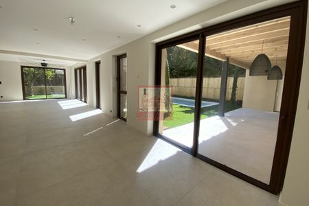 AIX EN PROVENCE CENTRE - MAISON DE VILLE - Photo 5