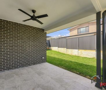 Modern & Spacious Family Home - Photo 6