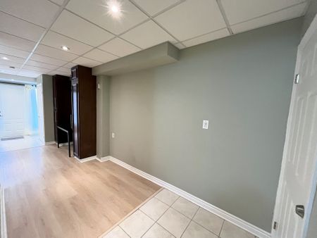 For Lease - 3055 Finch Avenue Unit# 19, Toronto, Ontario - Photo 3