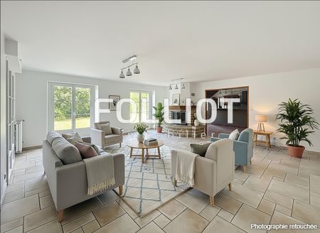 À louer : Maison familiale avec jardin à Fougères - Réf.2512CV - Photo 3