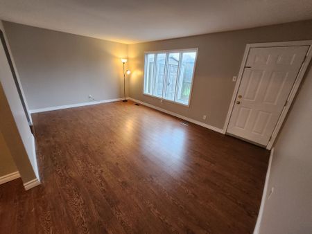 For Lease - 183 Millbank Drive, London South, Ontario - Photo 5