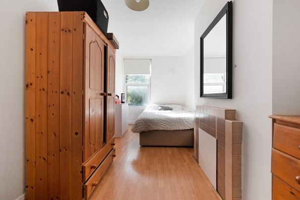 1 Bed Flat, High Street, N8 - Photo 1