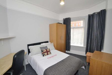 Carill Drive, Fallowfield, Manchester, M14 - Photo 3