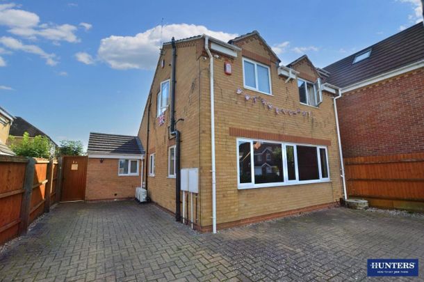 Nowell Close, Glen Parva, Leicester, LE2 9SZ - Photo 1