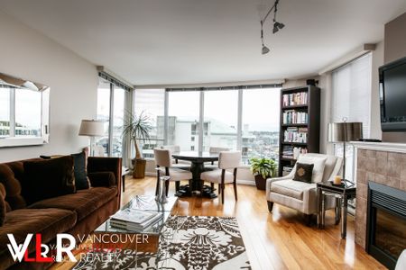 Condo in Vancouver, BC - Photo 3