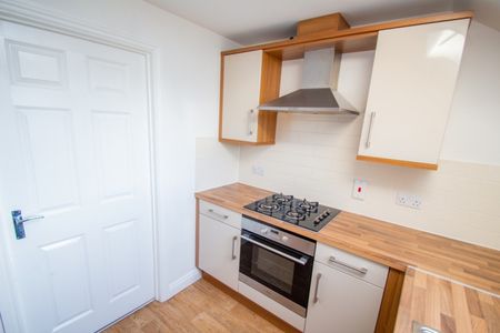 MODERN APARTMENT Avon Close BH8 - Photo 3
