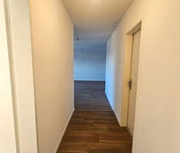 Luminous 3-room apartment in the center for rent - Photo 6