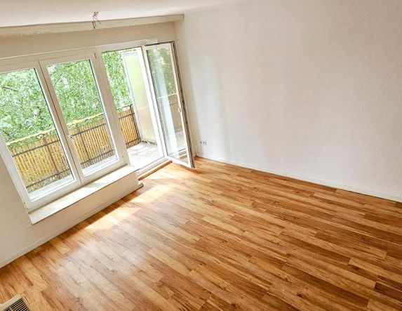 MEGA =》EUR 500,- BONUS / CITY + UNI NAH, BALKON, TAGESLICHTBAD !! - Photo 1