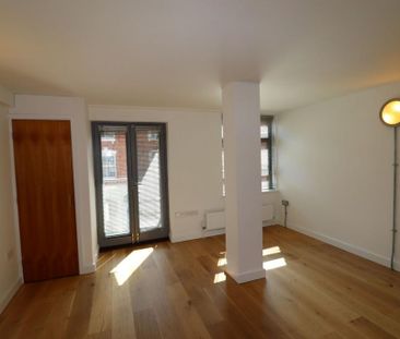 1 bedroom flat to rent - Photo 4