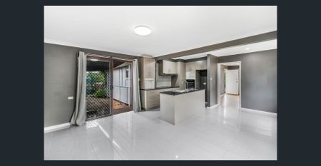 COSY HOME WITH RENOVATION - Photo 3