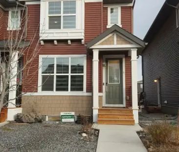 Spacious family home | Calgary - Photo 1