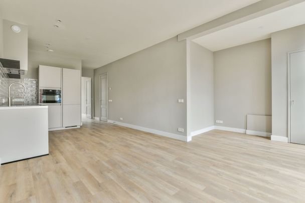Appartement te huur: Bellamyplein 38-1 1053 AT Amsterdam - Photo 1