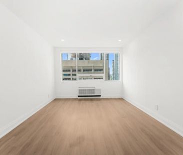 Charles West — 1 Bedroom Suite - Photo 5