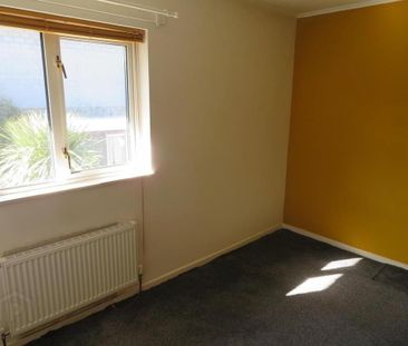 4 Glenfield Road, Lurgan, Craigavon, BT66 8EP - Photo 4