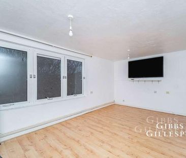 Hilton Close, Uxbridge, Middlesex, UB8 - Photo 2