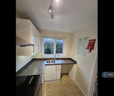 1 bedroom maisonette to rent - Photo 2