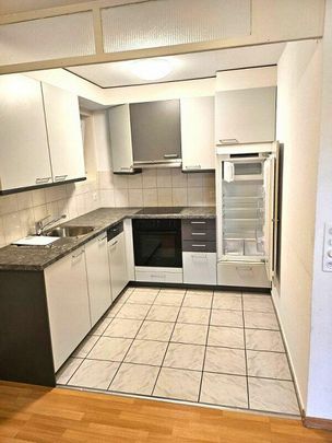 Helle 3.5Zi-Wohnung mit Balkon - Photo 1