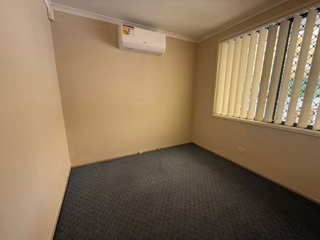 Stunning Family home! - Photo 2