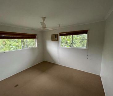 3 BEDROOM HIGHTSET IN A QUIET STREET! - Photo 4