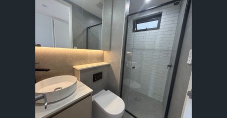 BRIGHT & CONVENIENT 2-BEDDER IN THE HEART OF FIVE DOCK! - Photo 4