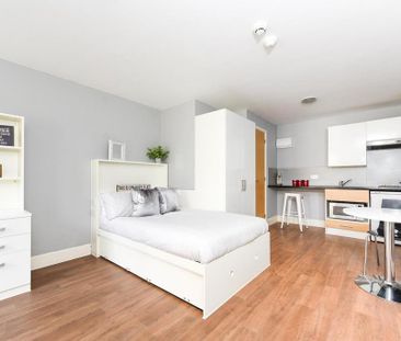 Studio to rent - Photo 5