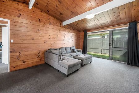 Avail now Private 2 Bedroom Units in Tokoroa! - Photo 2