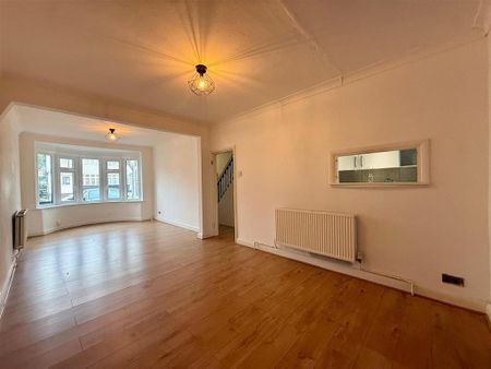 4 bedroom terraced house to rent - Photo 2