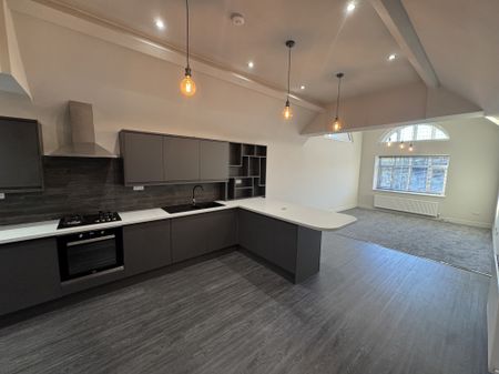 High Street, Worksop, Whitwell - Photo 5