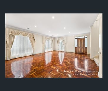Spacious Family Living Just Steps from Doncaster East Secondary. - Photo 2