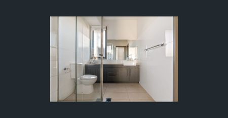 Modern Apartment Living in the Heart of Mordialloc - Photo 3