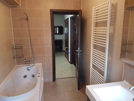 Apartament doua camere Ultracentral, cu garaj subteran - Photo 5