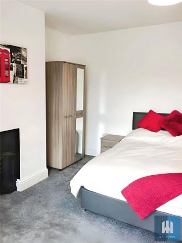 1 bedroom in a house share to rent - Photo 4