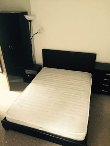 5 bedroom apartment to rent - Photo 4