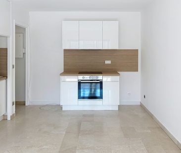 Location Appartement 2 pièces 36m² MOUGINS 06250 - Photo 1