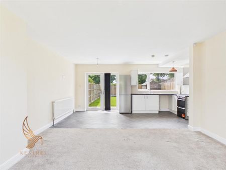 3 bedroom house to rent - Photo 3
