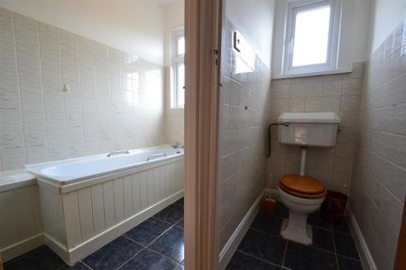 House share to rent - Photo 4