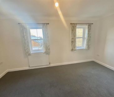 3 bedroom detached house to rent - Photo 6