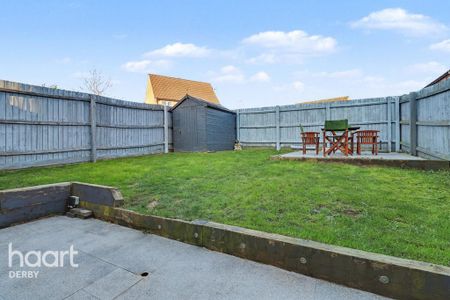 3 bedroom link detached house to rent - Photo 3