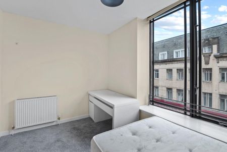 5 bedroom flat to rent - Photo 3