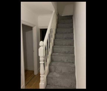 Room in a Shared House, Carlyle Road, E12 - Photo 6