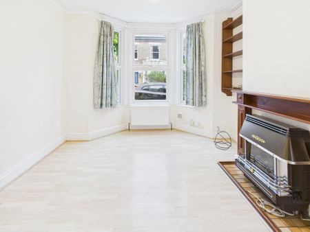 3 bedroom terraced house to rent - Photo 2