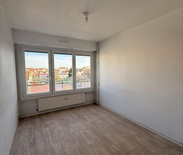 Location Appartement 2 pièces 48m² RIORGES 42153 - Photo 3